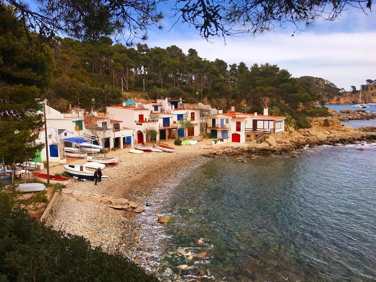 Apartamento Nuevo, Equipado Y Decorado Con Estilo Palamos 0*,  Spain