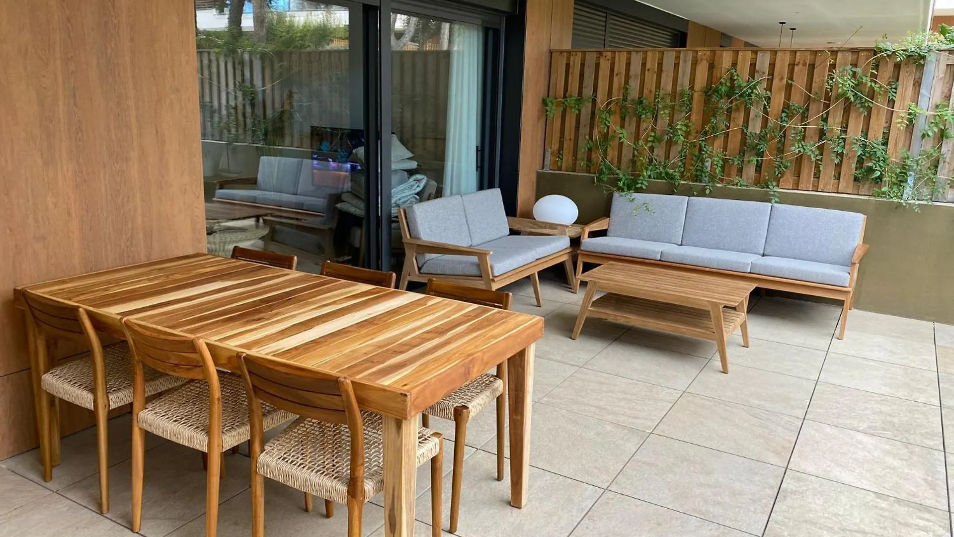 Apartamento Nuevo, Equipado Y Decorado Con Estilo Palamos Spain